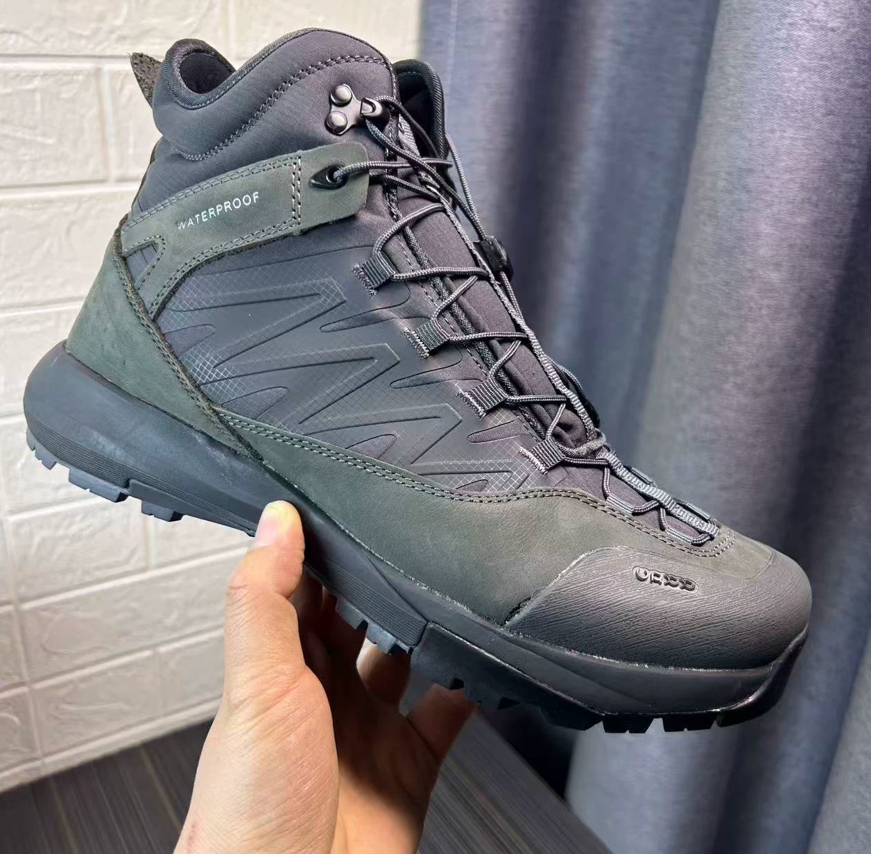 Sepatu Hiking Kulit High Top P - Streetwear Brand Designer ulasan dan harga